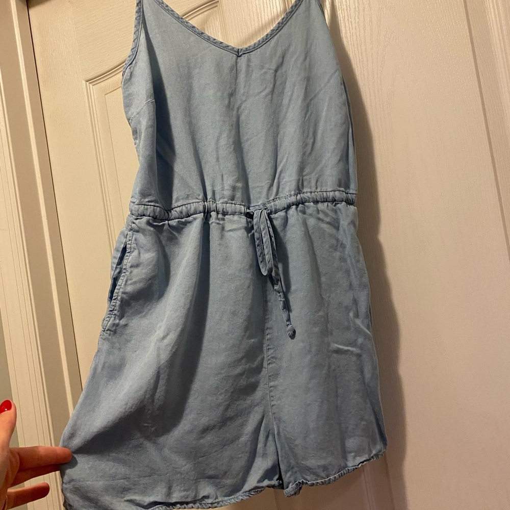 Thin, spaghetti strapped romper, size medium
